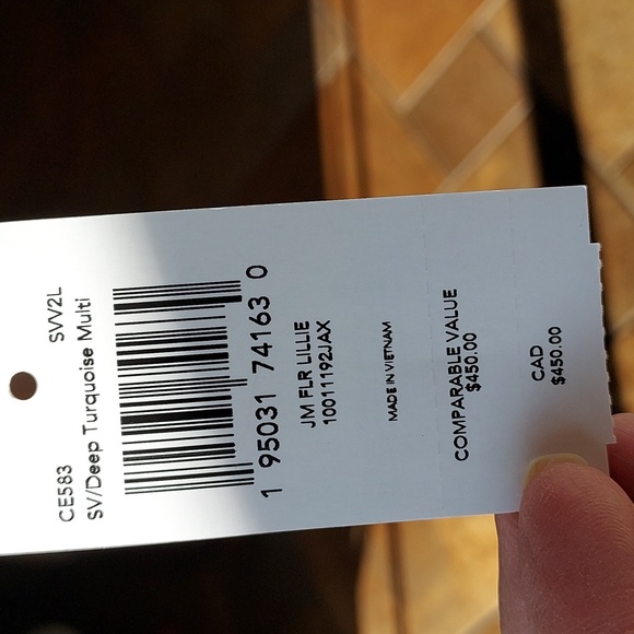 Coach Lilly Carryall with Jumbo Floral print, NWT - Picture 16 of 16